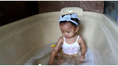 We assess the ingredients listed on the labels of personal care products based on data in toxicity and regulatory databases, government and. Baby bubble bath 'Alleya' - YouTube
