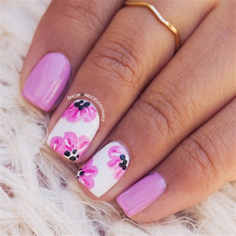 Follow this easy video sometimes the simplest things are the best! Lilac & pink floral nails (With images) | Pink flower ...