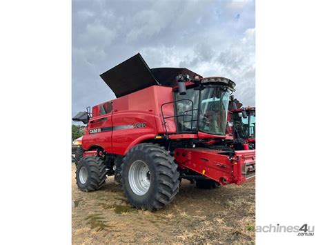 Used 2018 Case Ih 9240 Combine Harvester In Young Nsw