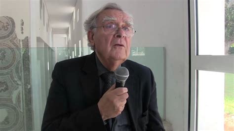 Pour l'édition 2019 et les années précédentes : RTCI : Bernard Pivot président du Prix Goncourt 2015 - YouTube