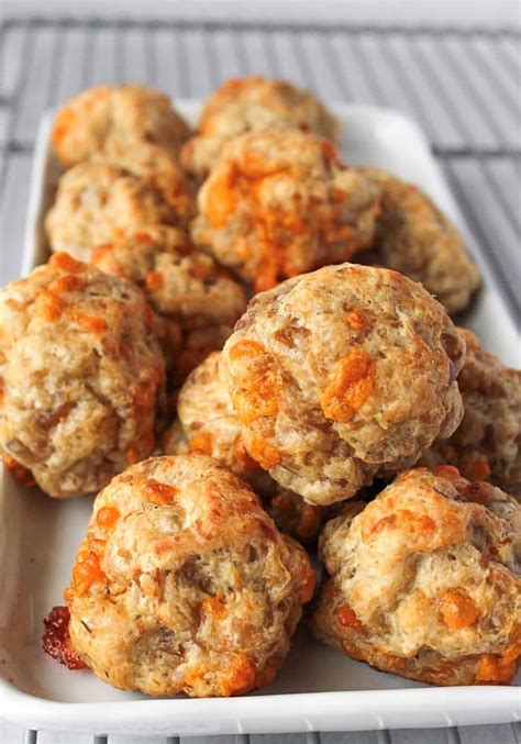 4 Ingredient ® Bisquick Sausage Balls Recipe