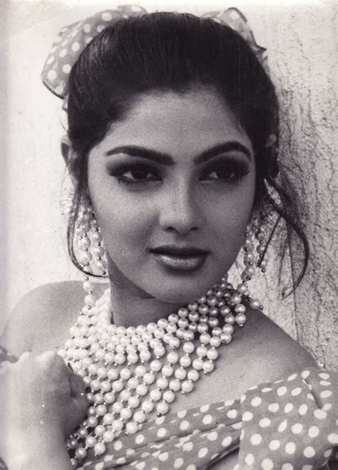 Mamta Kulkarni With Images Indian Celebrities Bollywood Actress Fashion