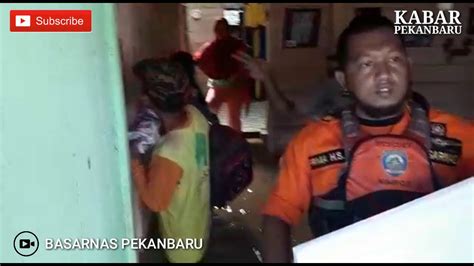 Ratusan Jiwa Di Rokan Hulu Riau Terendam Banjir Basarnas Lakukan