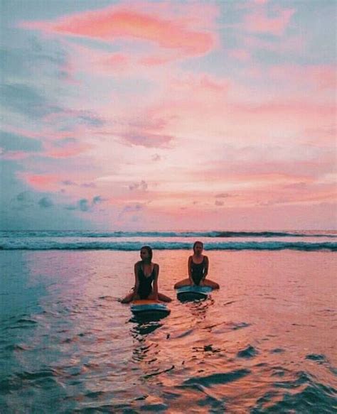 28 Aesthetic Summer Vibes Ideas That Inspire Travel Couple Beach