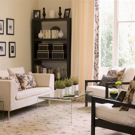 New Home Interior Design Patterned Carpet Ideas