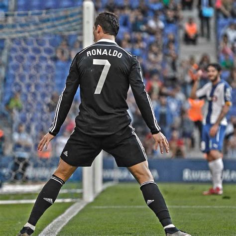 Cr7 ️ Hala Madrid Foto Cristiano Ronaldo Cr7 Ronaldo Cristiano