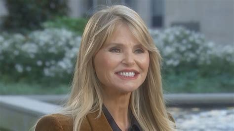 Christie Brinkley 67 Wants Women To Rebrand Their Age Dont Let That Number Dictate You