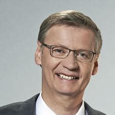 He jauch group of companies is one of the major specialists in quartz, oscillators and battery technology. Die 2 - Gottschalk & Jauch gegen ALLE