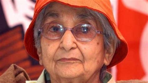 Dr Lakshmi Sahgal Set Up The Women Regiment In Netajis Ina But That