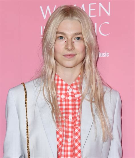 hunter schafer s best hair and makeup looks popsugar beauty