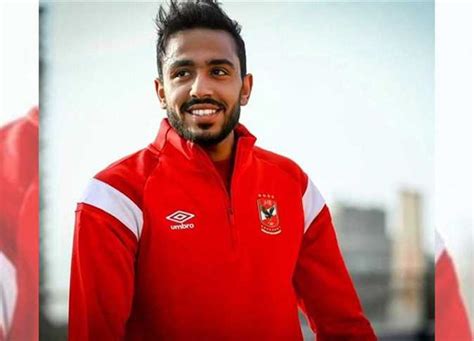 فيفا أعلن استبعاد كهربا والشحات من مباراة الأهلي وبالميراس البرازيلي المقرر لها الخميس المقبل، بسبب اختراق الثنائي الاجراءات الاحترازية لـ فيروس كورونا، بعد مصافحتهما لـ محمد. «كهربا» يتصدر «تويتر» عقب تعادل الأهلي والهلال السوداني | المصري اليوم