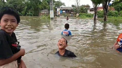 37.93% of people who visit alor setar include jalan kolam air in their plan. Kolam renang gratis!!! Banjir di Tahun Baru 2020 - YouTube