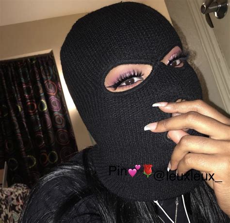 Discover photos, videos and articles from friends that share your passion for beauty, fashion, photography, travel, music, wallpapers and more. Aesthetic Ski Mask Wallpaper - 2021