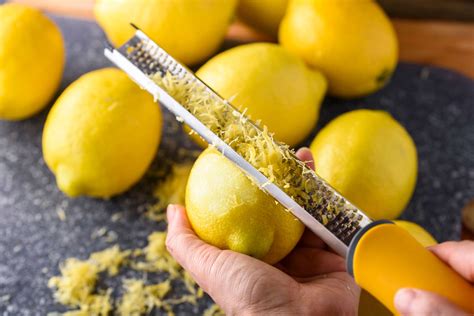 How To Zest A Lemon Step By Step Guide And Recipe Ideas
