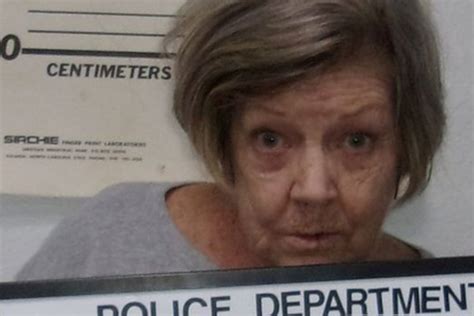 La Mujer De 78 Años Que Fue Arrestada Después De Robar Un Banco Por Tercera Vez En Su Vida