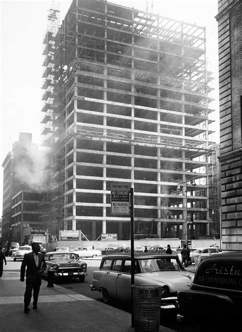 Seagram Building In New York By Mies Van Der Rohe Archeyes