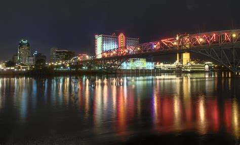 Downtown Shreveport La And The Texas Street Bridge Flickr