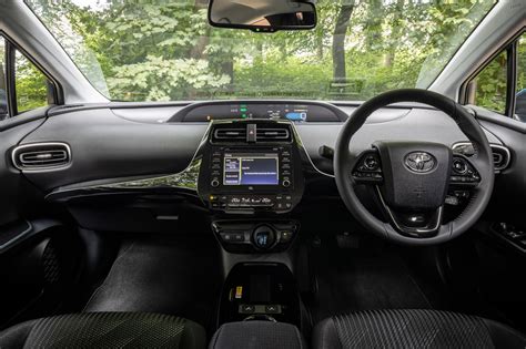 2019 rav4 hybrid le, hybrid xle, hybrid xse and hybrid limited preliminary 41 city/38 hwy/40 combined mpg estimates determined by toyota. 2019 Toyota Prius AWD-i review - price, specs and release ...