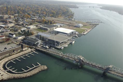 Great Lakes Yacht Services In Sturgeon Bay Wi United States Marina