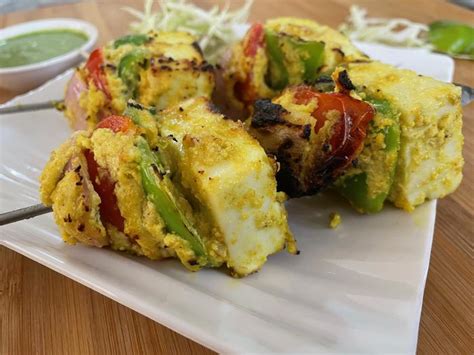 Paneer Tikka At Home Without Tandoor Simple And Easy Recipe To Cook