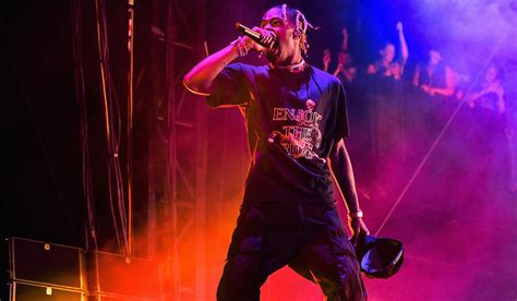 Travis Scott Performs New Song Highest In The Room At Rolling Loud