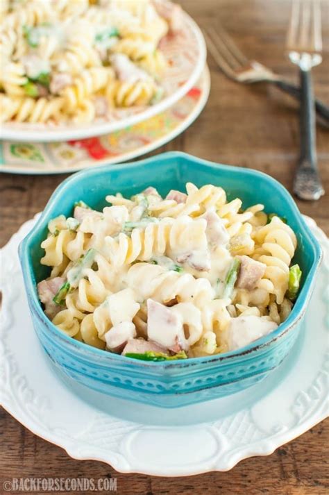 Welcome to our site dedicated to all things slow this crock pot cheesy rotini is a creamy slow cooker mac and cheese that is so simple to throw together. Creamy Pasta with Ham and Asparagus is a quick and easy ...