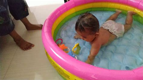 55month Baby Enjoys Playing In Bath Tub Khanak Youtube