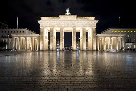 Website der stadt brandenburg an der havel. Check out the historical Brandenburg Gate in Germany ...