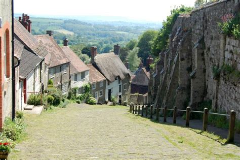 Gold Hill Shaftesbury The Famous Hovis Advert Was Filmed Here Gold