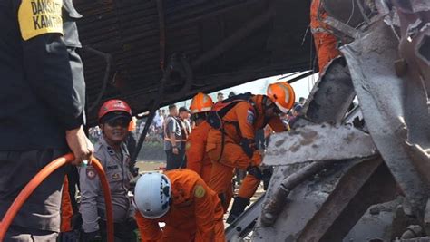 Daftar Lengkap Identitas 4 Korban Tewas Dan 35 Luka Tabrakan Kereta Di Bandung