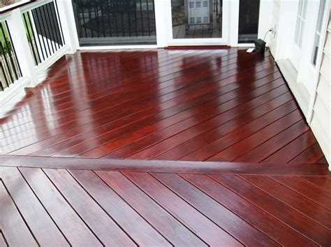 Just like with white vinyl, tan is a versatile color that matches just about any of the leading deck color trends. Wood Deck Color Schemes | Staining deck, Deck stain colors ...