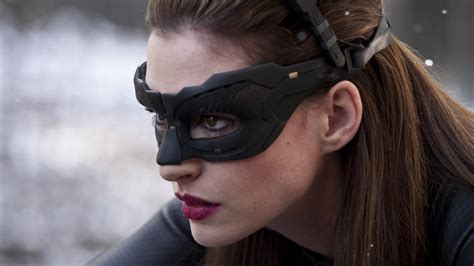 The Dark Knight Rises Selina Kyle Wallpapers Wallpaper Cave