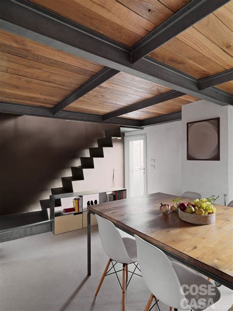 In edicola dal 24 aprile cose di casa di maggio 2021. 65 mq una casa che si sviluppa in verticale - Cose di Casa