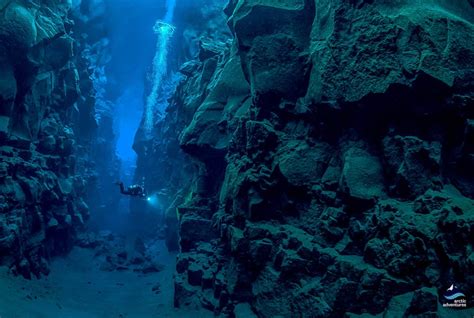 Scuba Diving In Silfra Fissure Iceland Dive Silfra Dive Silfra