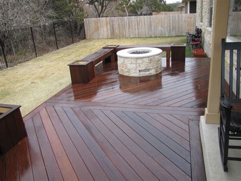 If you think about it, using fire pits on a wooden deck seems very tricky and could possibly lead to your backyard burning. IPE Deck w/ Gas Fire Pit - Yelp
