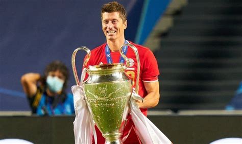 Robert Lewandowski Joueur Uefa De L Année