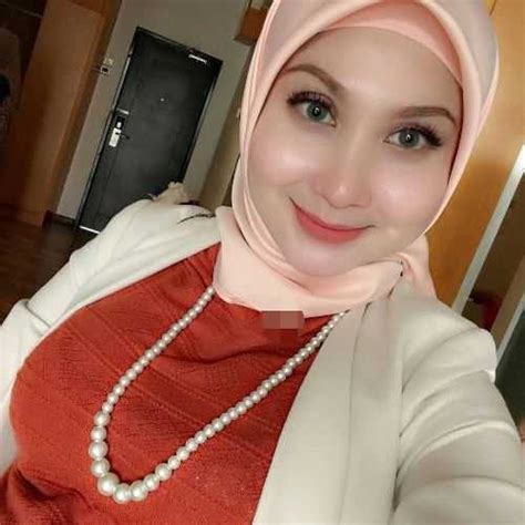 Film ini dibuat dengan tujuan untuk pembelajaran para keluarga, fidio ini kami beri judul janda cantik bikin greng (bocah ndugal). 25 Foto Cewek Hijab Cantik Cari Suami Tangerang | Fesyen ...