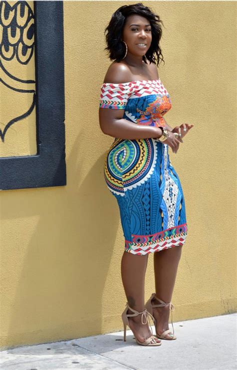 Pin By Ghana Box On Fashion Beautiful Black Women Curvy Girl Fashion African Fashion