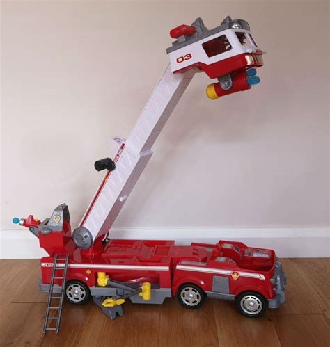 Paw Patrol Ultimate Rescue Marshalls Deluxe Fire Truck Review Paw