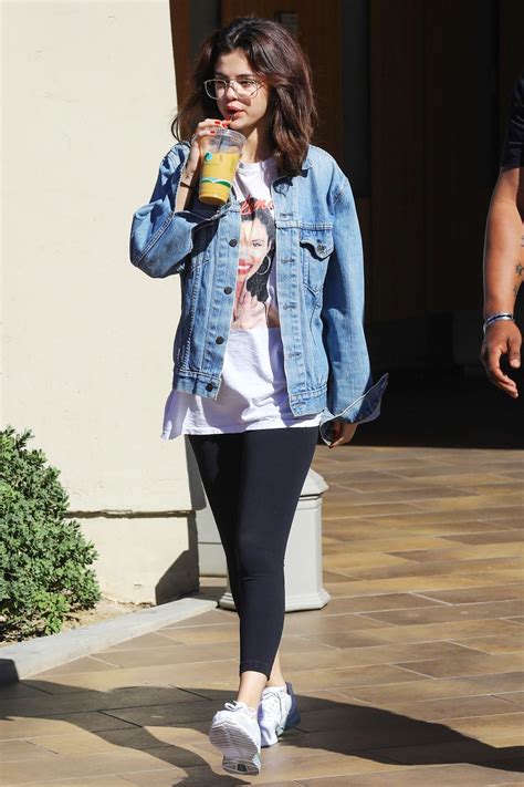 Selena Gomez Fashion Selena Gomez Outfits Casual Selena Gomez Street Style Celebrity Casual
