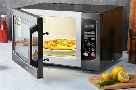 9 Top Rated Countertop Microwaves For 2021 Reviews Size Pricing Spy