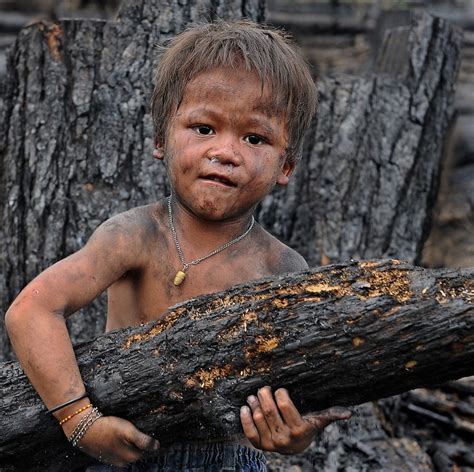 Child Labour Worldwide Breathtaking Photographs O Trabalho Infantil