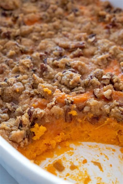 Easy Sweet Potato Casserole With Pecans And Crunchy Brown Sugar Topping A Thanksgiving Side