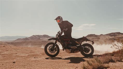 Ducati Scrambler Desert Sled Fasthouse T As Le Look Coco