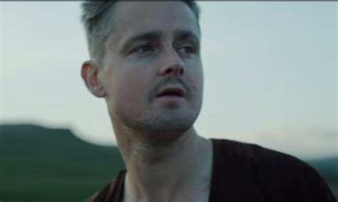 Keane Frontman Tom Chaplin Announces Debut Solo Album Hear Hardened