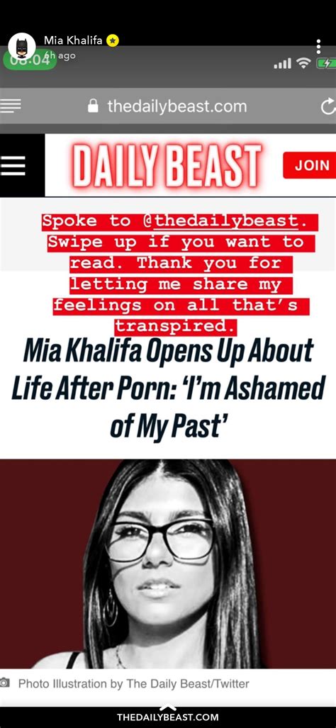 Looks Like Shes Going Balls Deep With This Rmiakhalifa