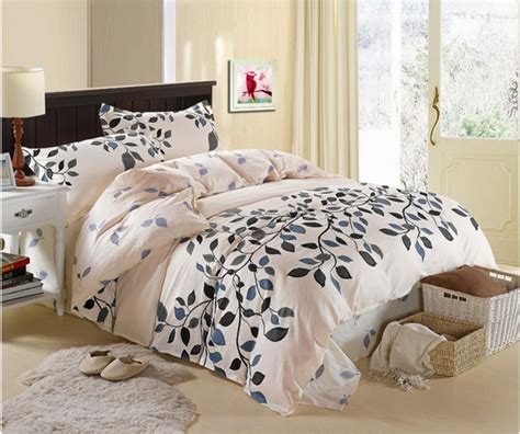Other than the gray printed comforter, you can have this comforter in plum and light blue color as well. Cream Grey Blue Queen Size Cotton Bedding Sets Duvet Cover ...