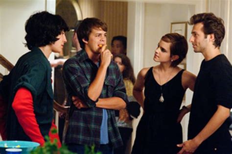 Film Review The Perks Of Being A Wallflower Surrey Live