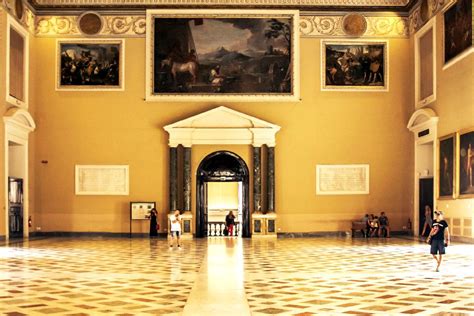 Le Musée Archéologique National De Naples Campanie Italie