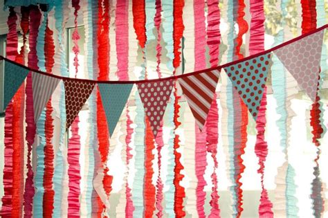 Crepe Paper Backdrop Red White And Blue Party Crepe Paper Backdrop